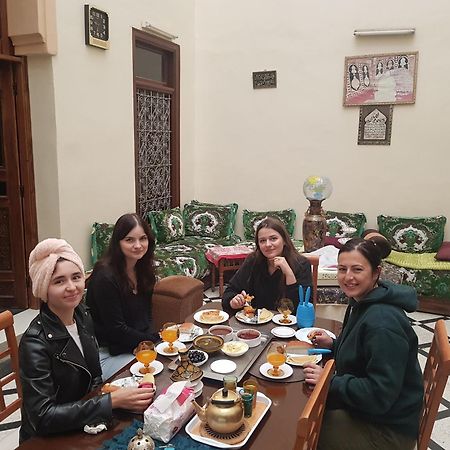 Dar Zerhane Fez Buitenkant foto