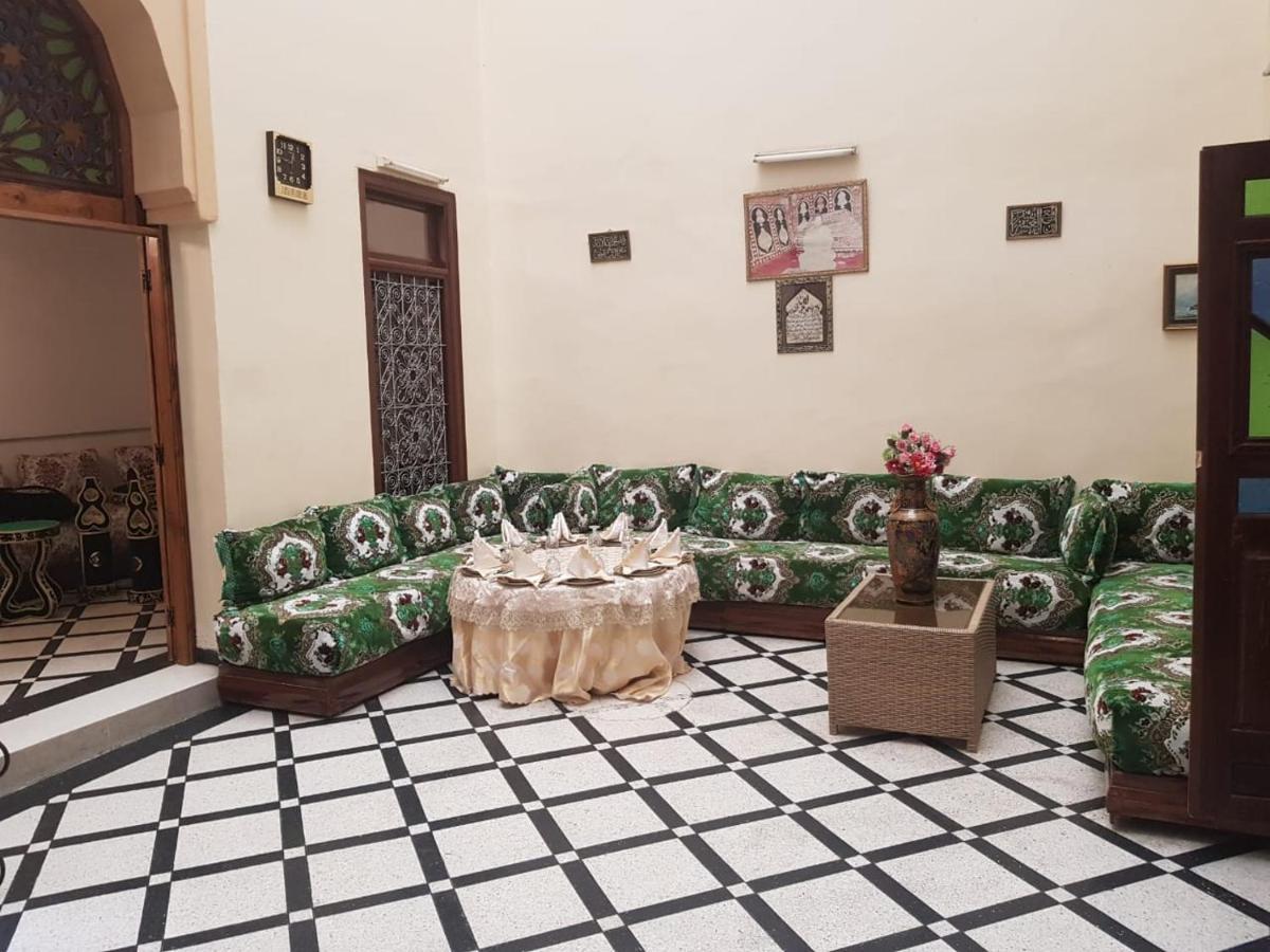 Dar Zerhane Fez Buitenkant foto